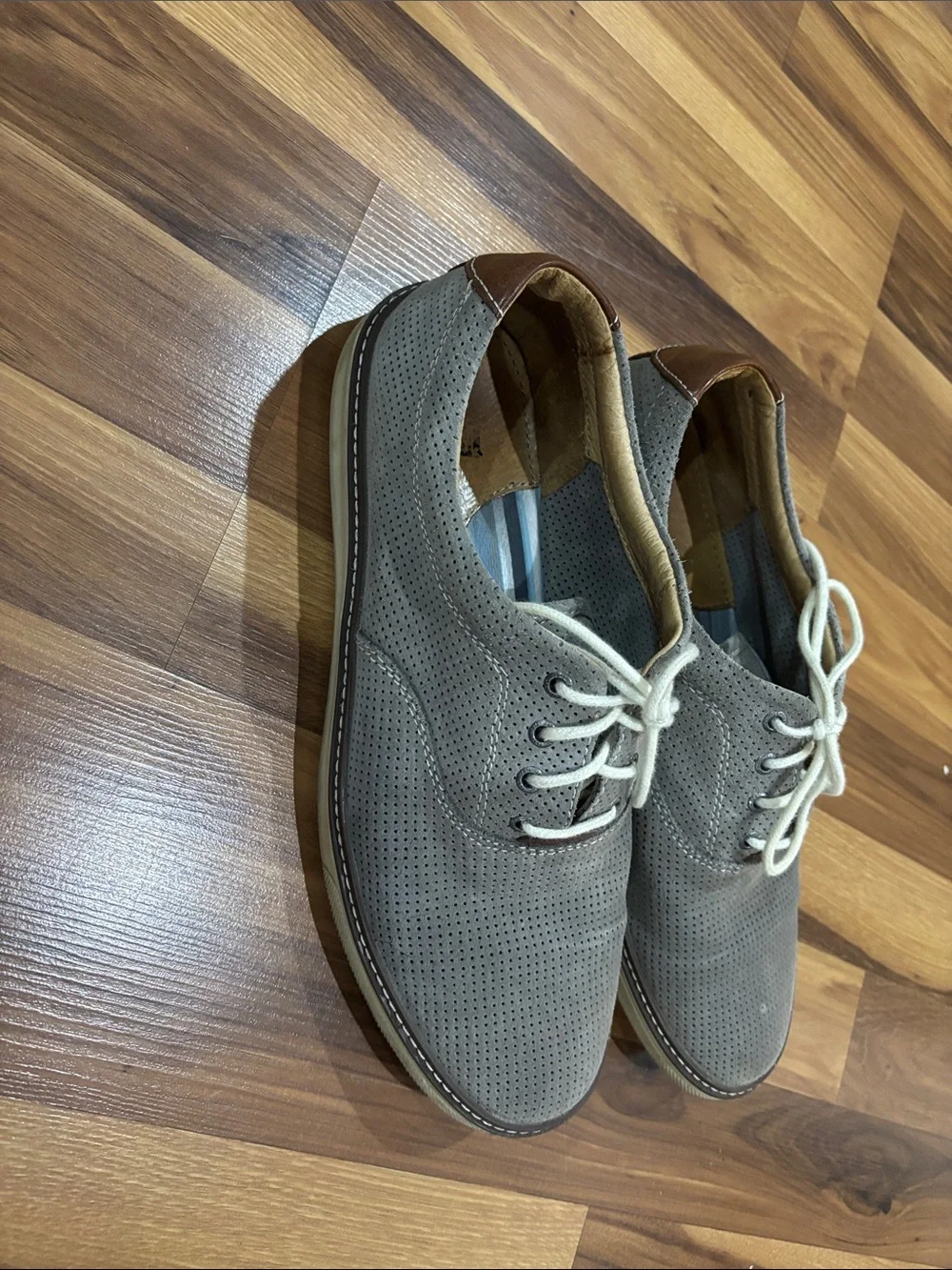 Men’s Grey Perforated Derby Shoes with Cream Laces